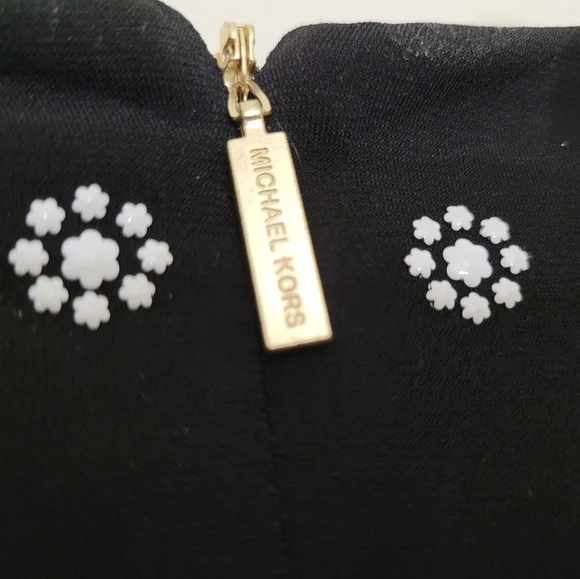 Michael Kors floral dress - Picture 2 of 5